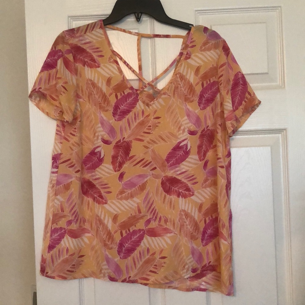 Boho shirt with feather print